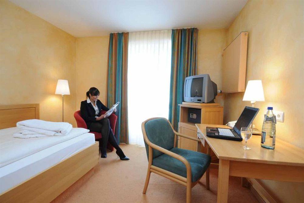 Best Western Vitalhotel Zum Stern Horn-Bad Meinberg Εξωτερικό φωτογραφία